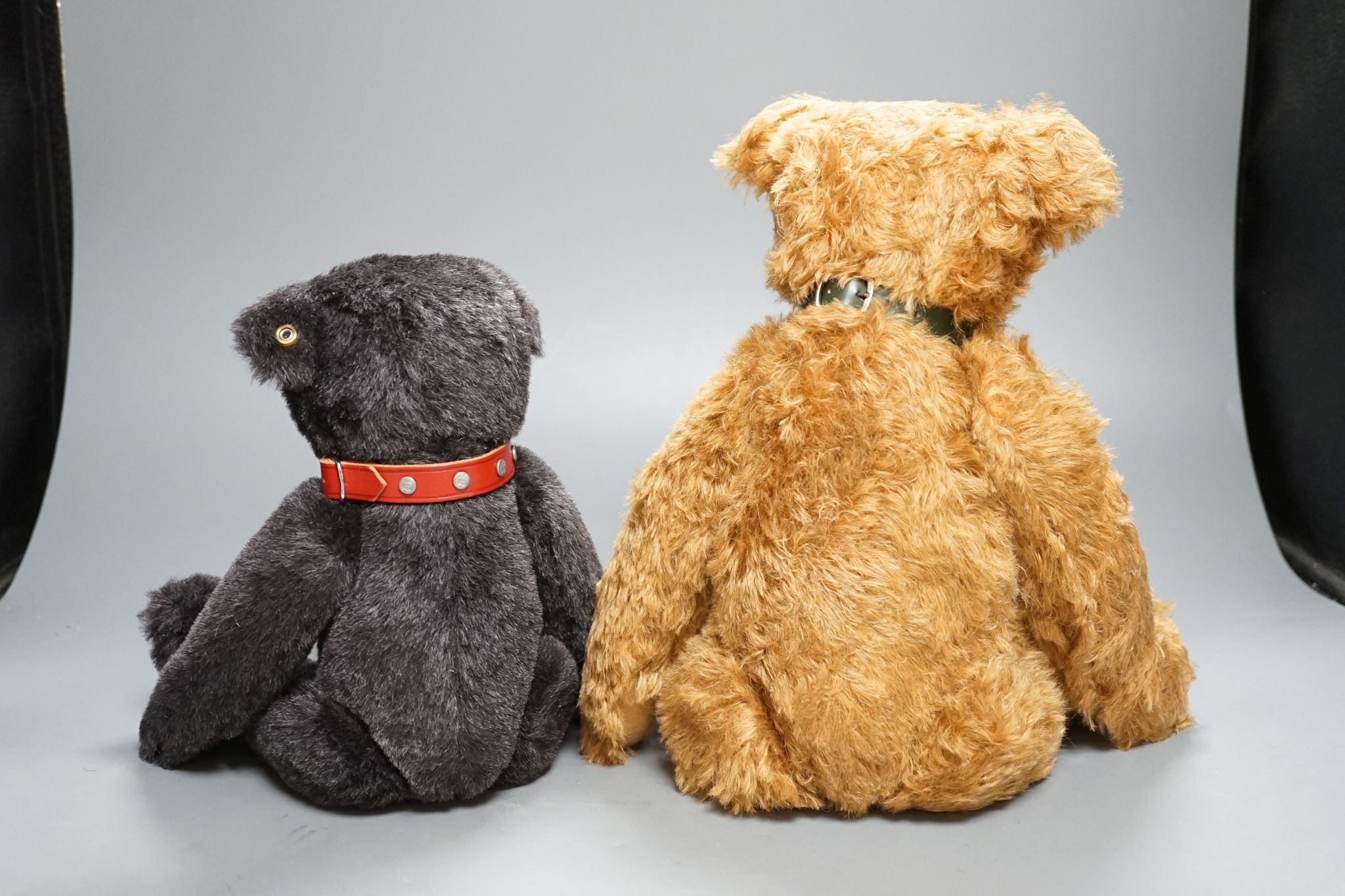 Steiff British Collections 2009 Reddish Brown 16